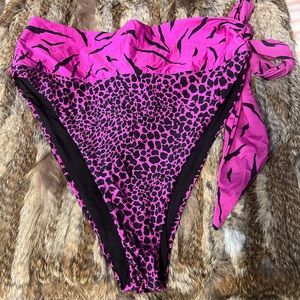 NWT Beach riot Claire animal print bikini bottoms